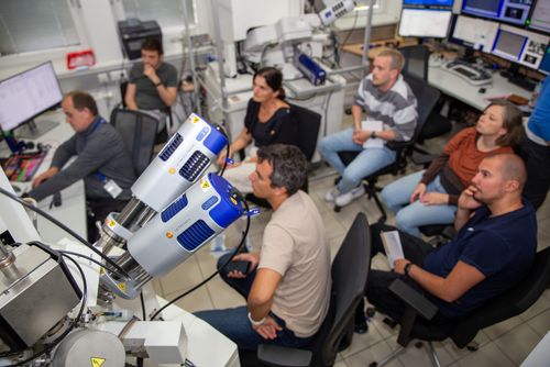 Materials Center Leoben: Electron Microscopy Training Courses